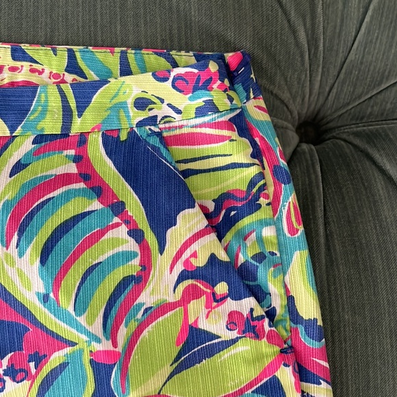 New without tags two ladies size 12 shorts. - Picture 4 of 10